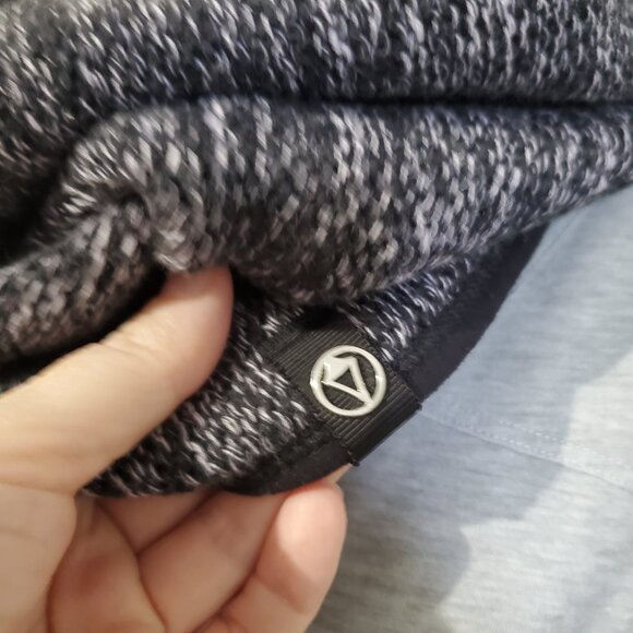 IVIVVA LULULEMON Knit Infinity Scarf Snap Buttons Chunky Winter Youth Girl's OS - Picture 9 of 13